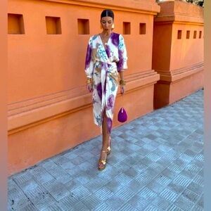 Elegant Purple and White Midi Dress